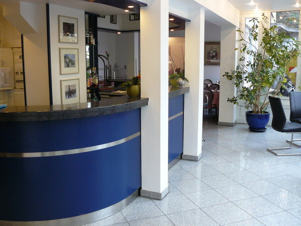 Mirage Zentrum 3*